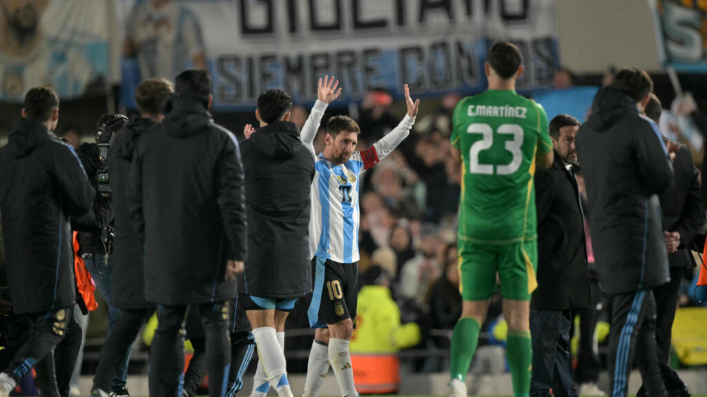 Messi hits brace as Uruguay, Colombia, Paraguay seal World Cup spots