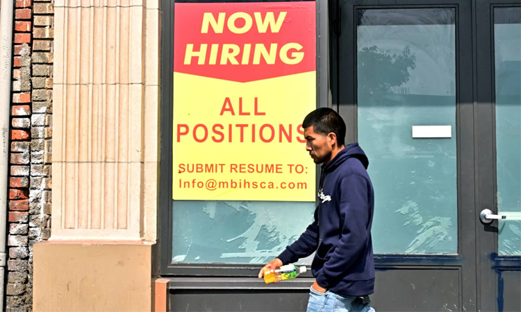 US hiring weakens sharply in August as jobs market stalls