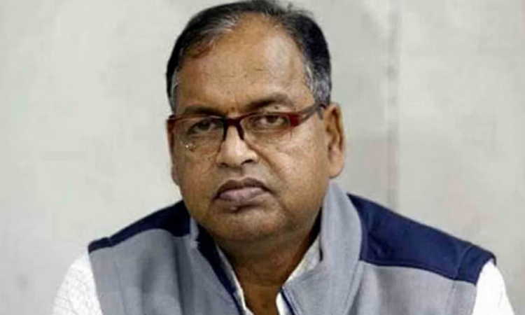 Hasina destroyed banking sector through plunder: Dudu