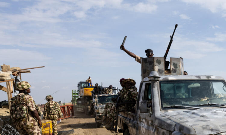 Jihadists kill 63 in attack on Nigerian town