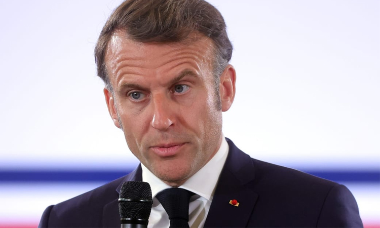 French parliament set to eject PM in blow to Macron
