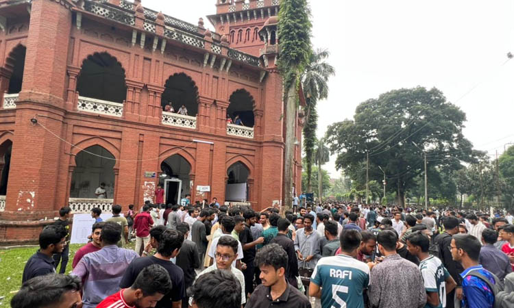 DUCSU, hall union elections held peacefully in festive atmosphere