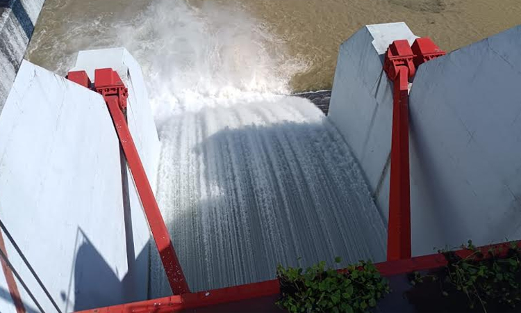 Kaptai Dam opens 16 gates as lake level rises