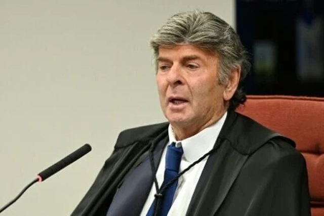 2-1: First not-guilty vote in Bolsonaro coup trial, two to go