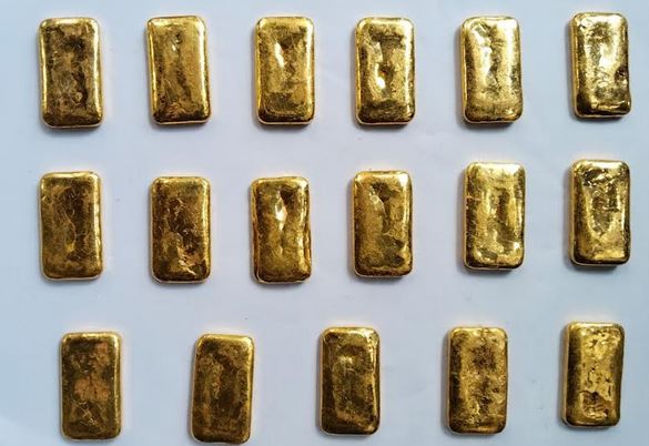 One held with 17 gold bars in Jashore
