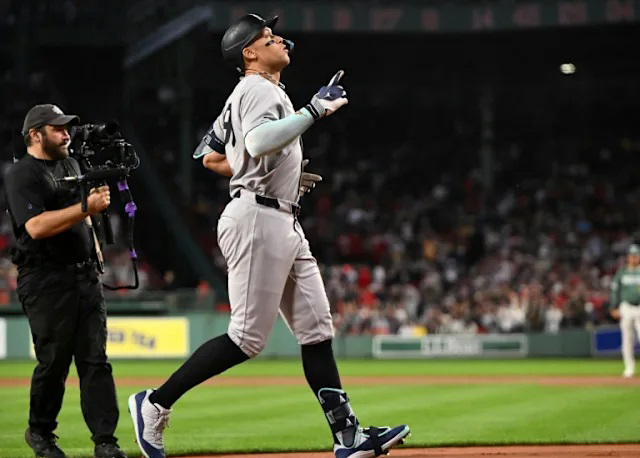 Judge belts 362nd homer to pass DiMaggio on Yankees list