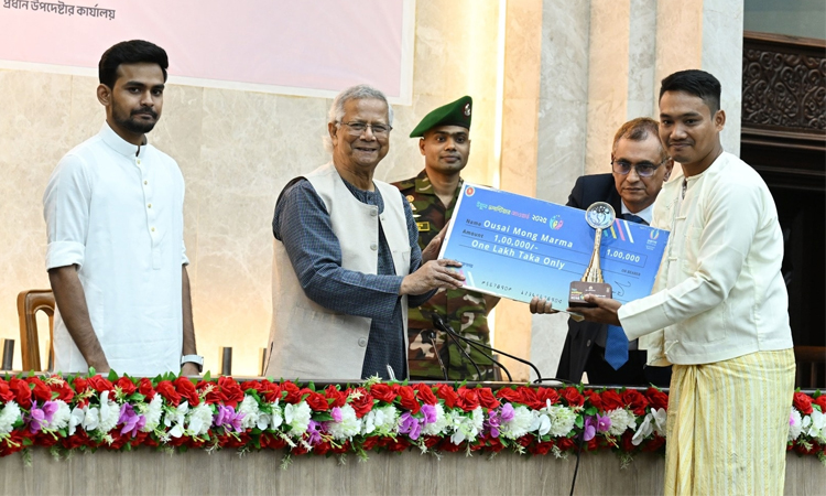 CA confers 'Youth Volunteer Award' on 12 recipients
