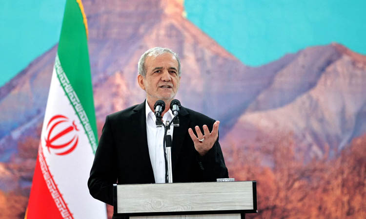 Iran president urges Muslim countries to cut ties with Israel ahead of summit