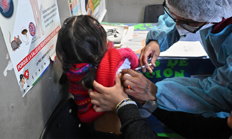 One in six US parents rejecting standard vaccine schedule: poll