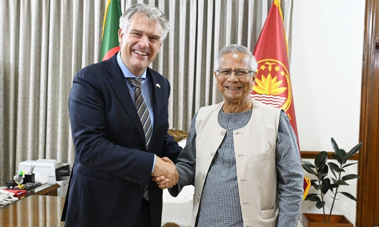 New Dutch envoy calls on CA