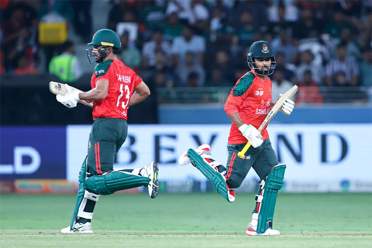 Indomitable Tigers outclass Sri Lanka by 4 wickets