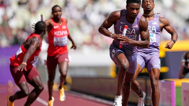 US men into 4x400m relay final after re-run