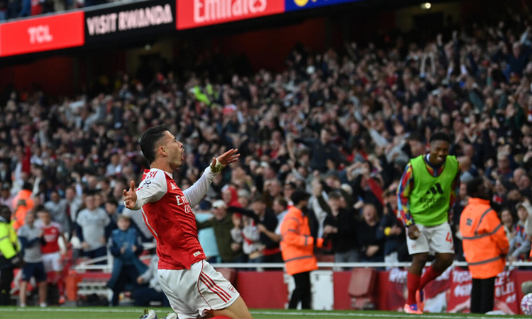 Arsenal late show denies Man City, Villa still winless
