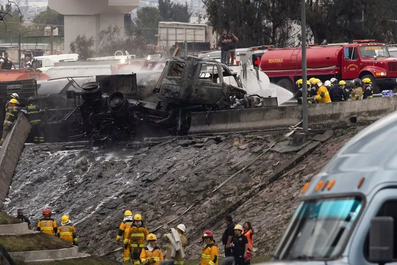 Death toll in Mexico City gas truck blast climbs to 29