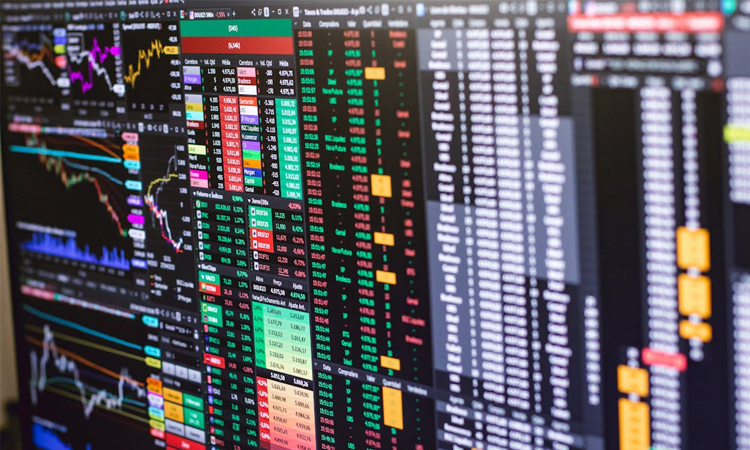 Stocks extend gaining streak