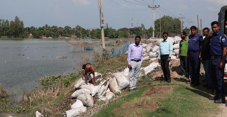 Over 100 sacks of snails and clams released in Chalanbil