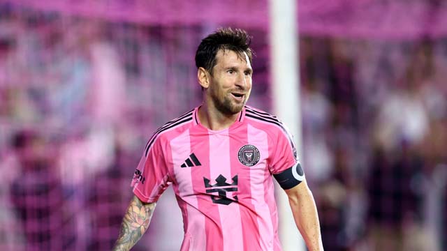 Messi double propels Miami in 4-0 MLS win over NYCFC