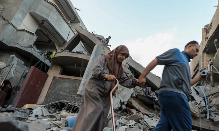 Foreign doctors in Gaza describe worst wounds 'they've ever seen'