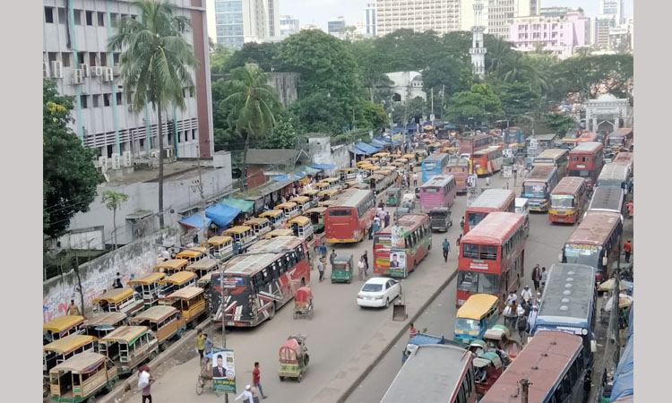 Experts for governance reform, fair law enforcement to cut road crashes in city