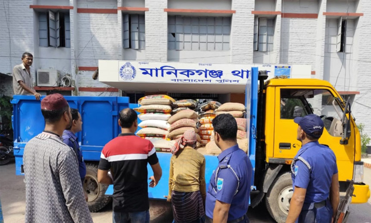 Police rescues 100-bag stolen rice in Manikganj