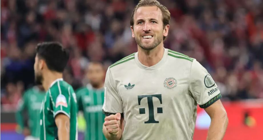 Kane scores twice to reach 100 Bayern goals in record time