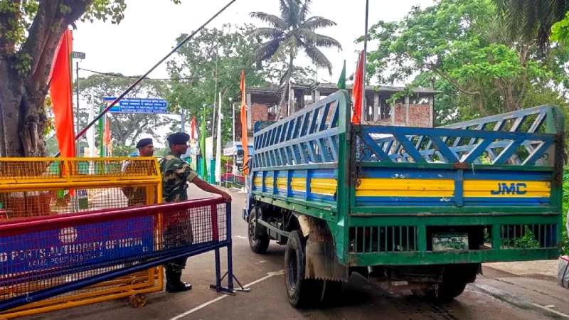 Export-import at Akhaura Land Port to remain suspended for 9-day during Durga Puja