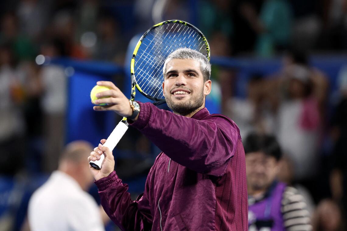 Alcaraz dispels injury fears to reach Tokyo quarter-finals