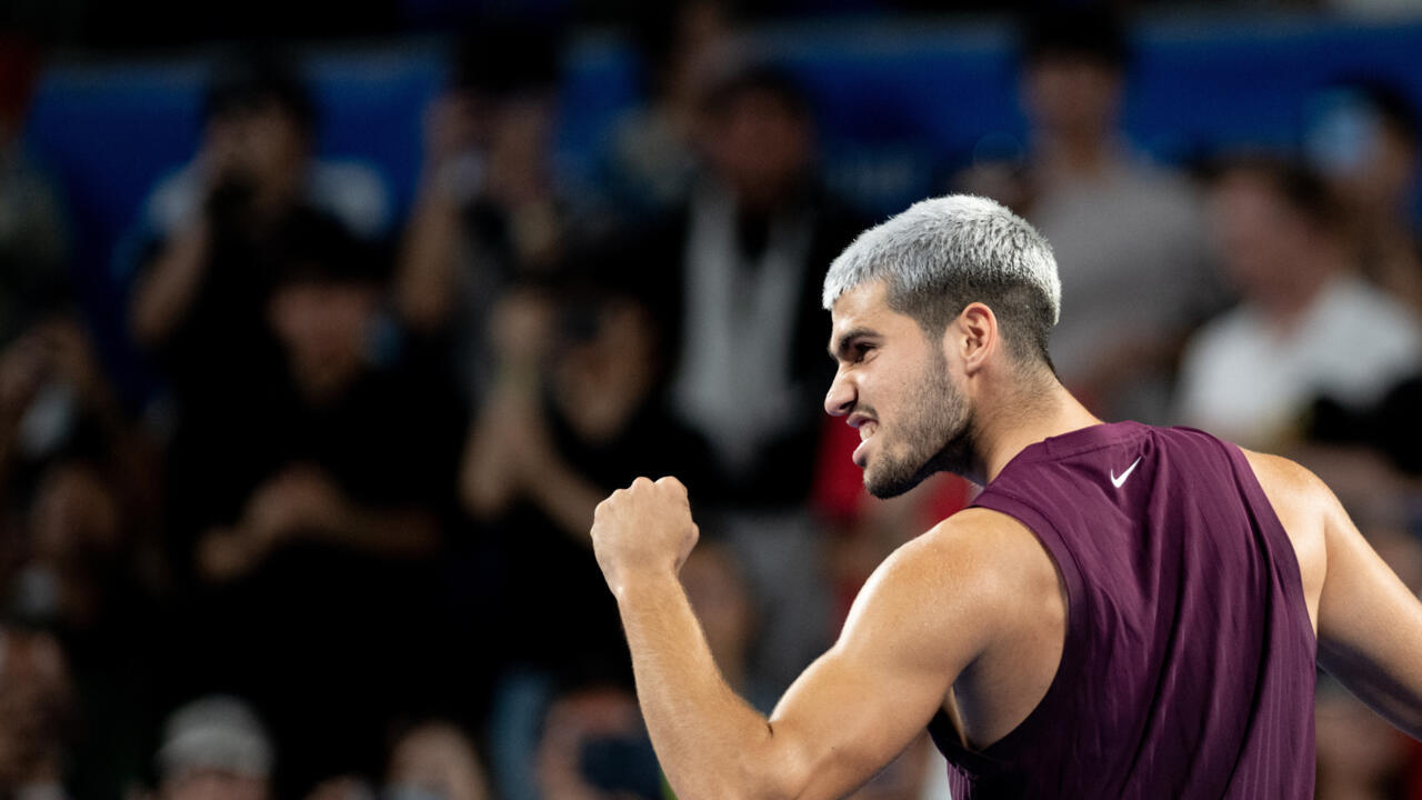 Alcaraz makes light of injury to reach Japan Open semis