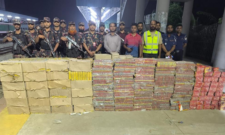 Indian fireworks seized in Cumilla train operation