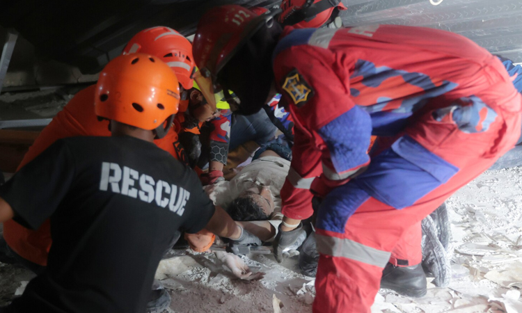 No more signs of life in Indonesia school collapse: rescuers