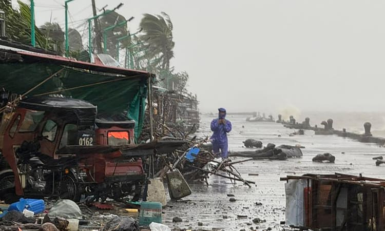 Philippines warns of coastal flood as cyclone approaches