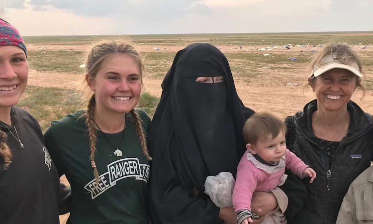 Australian 'IS brides', children return home