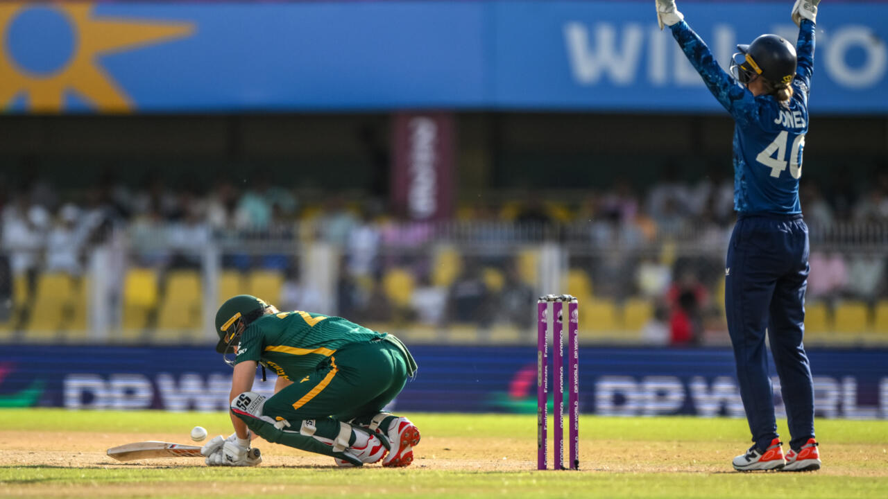 England skittle sorry South Africa for 69 at Women's World Cup
