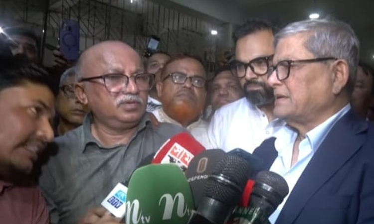 Whole world supports Bangladesh's democratic transition through polls: Fakhrul