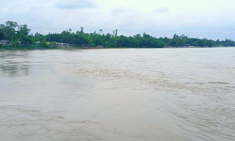 Red alert issued as Tista River flows above danger level