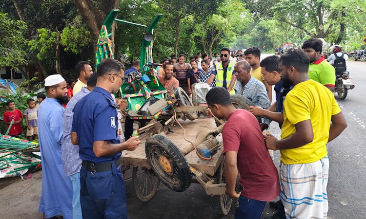 3 killed in Natore road accident
