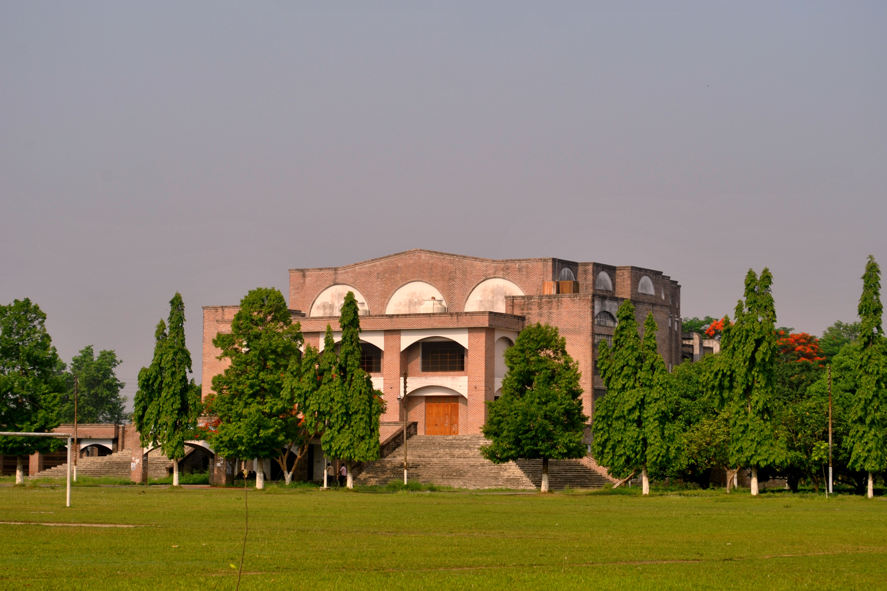 Teacher shortage plagues Islamic University