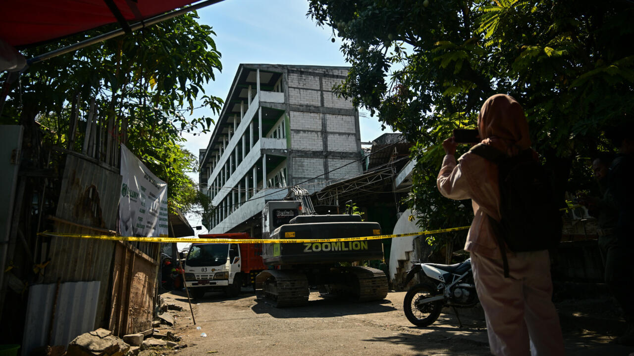 Indonesia school collapse toll hits 67 as search ends
