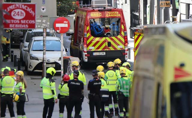 Two bodies found, two missing after Madrid building collapse
