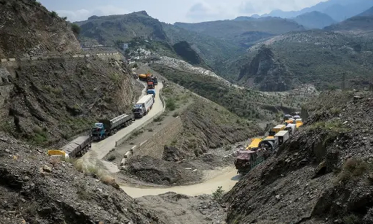 'Heavy clashes' at Afghanistan-Pakistan border: Taliban forces