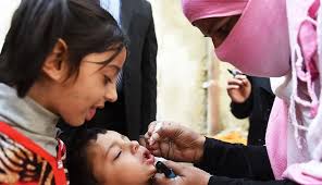 Second Pakistan policeman killed while guarding polio team in two days