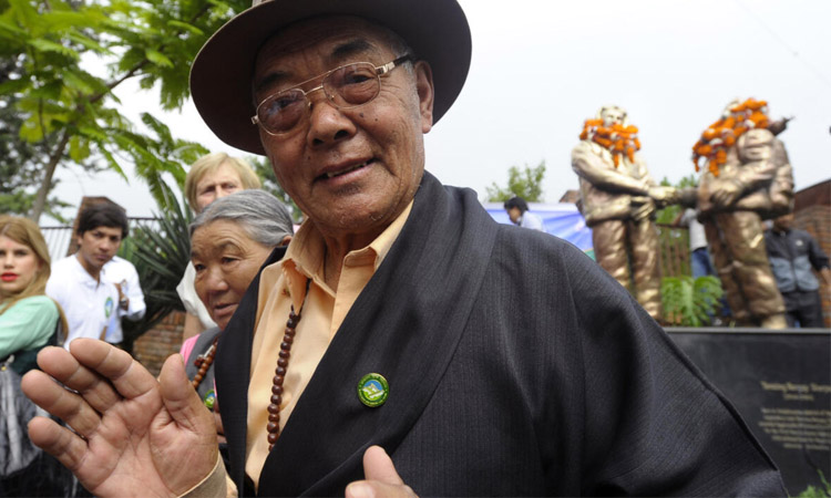 Last member of the first successful Everest expedition dies