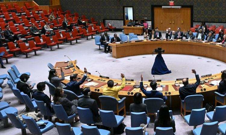 UN extends arms embargo on Haiti