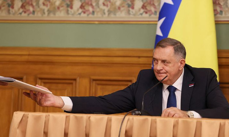 Bosnia Serb parliament names interim leader after crisis