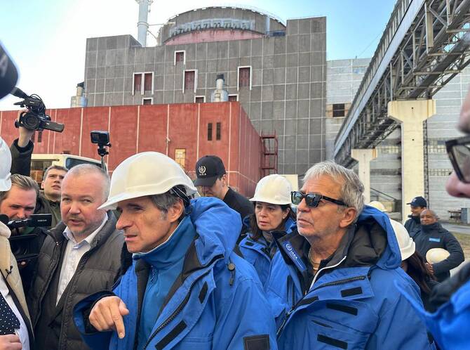 Work begins to repair Ukraine nuclear plant's power lines