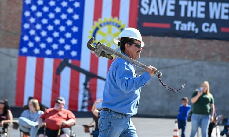 California's oil capital hopes for a renaissance under Trump