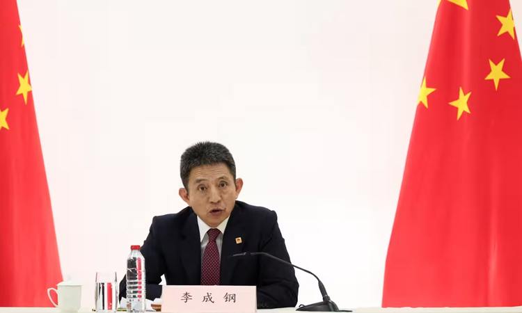 China's key trade negotiator removed from WTO post