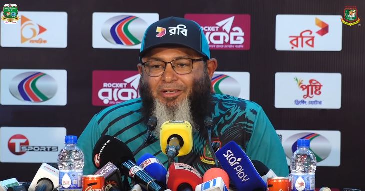 Mushtaq wants players to stay calm as series victory looms