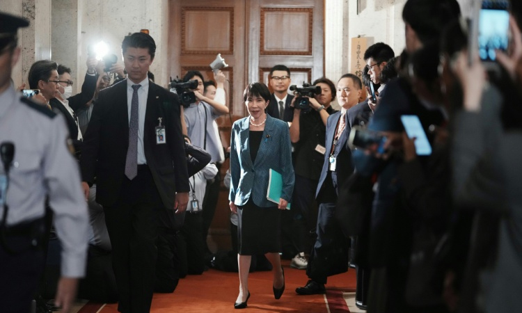 Equities rally on China-US hopes, new Japanese PM lifts Tokyo