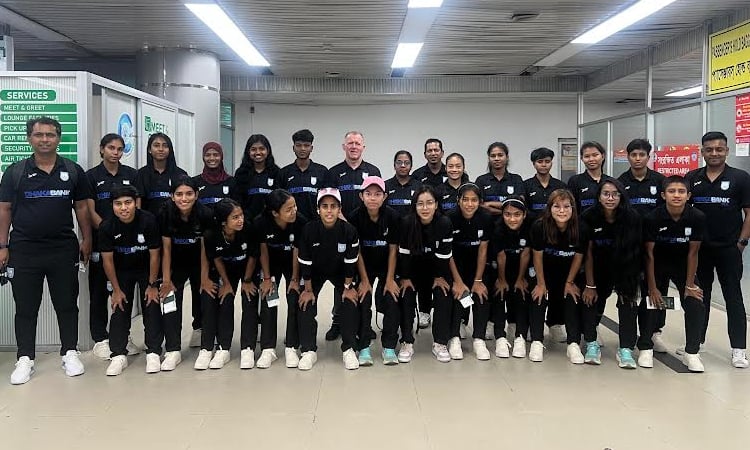 Women's football team off to Bangkok